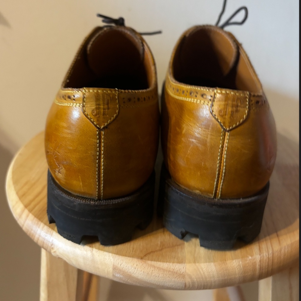 Fluevog Gateway Angels Brandenburg classic lace-up with brogue details EUC - Picture 6 of 10